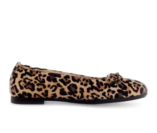 Elegante ballerina beige