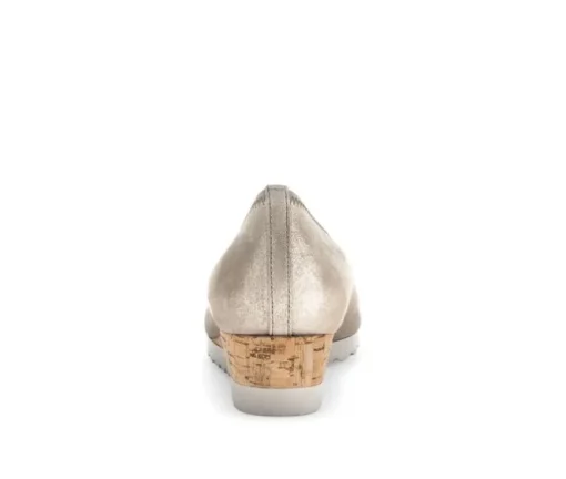Elegante ballerina beige
