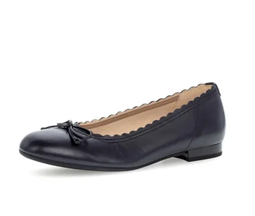 Elegante ballerina blauw
