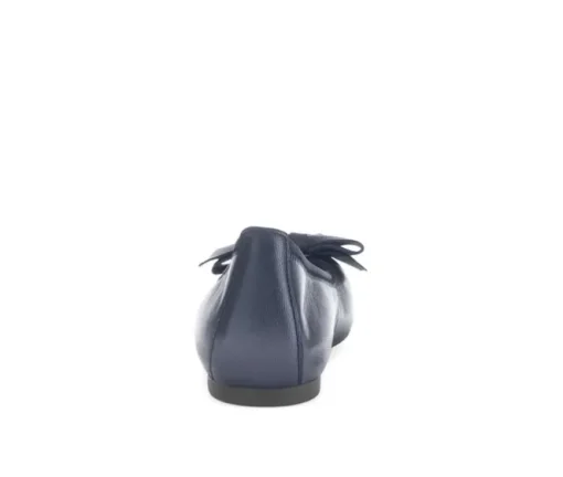Elegante ballerina blauw