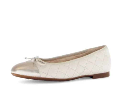 Elegante ballerina crème