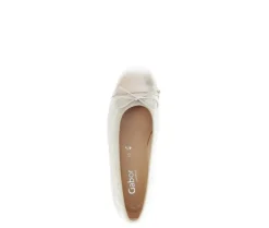 Elegante ballerina crème