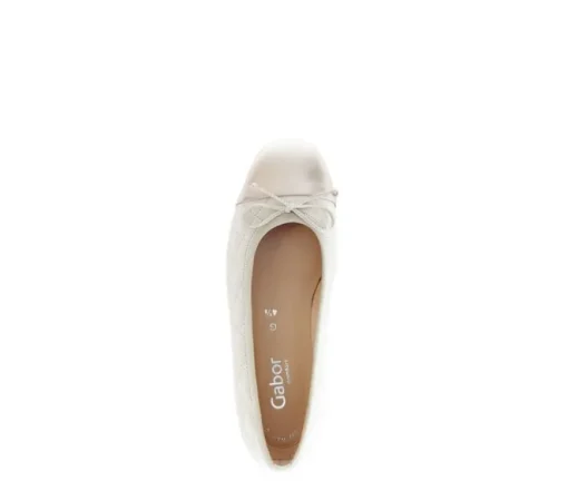 Elegante ballerina crème