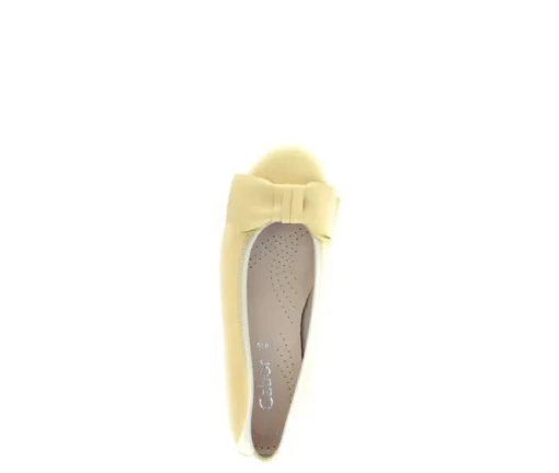 Elegante ballerina geel