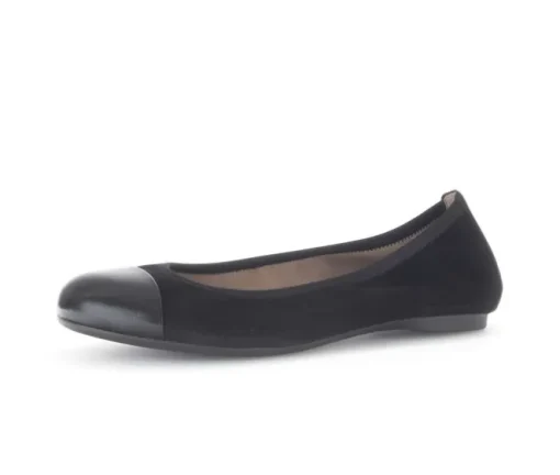 Elegante ballerina zwart