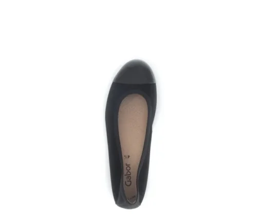 Elegante ballerina zwart