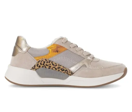 Lage sneaker beige