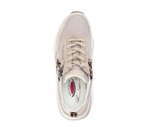 Lage sneaker beige