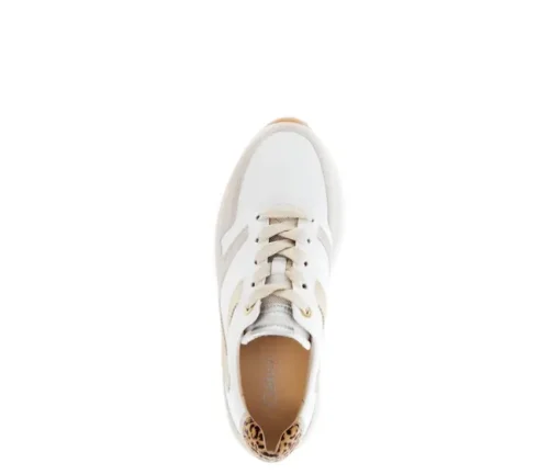 Lage sneaker beige