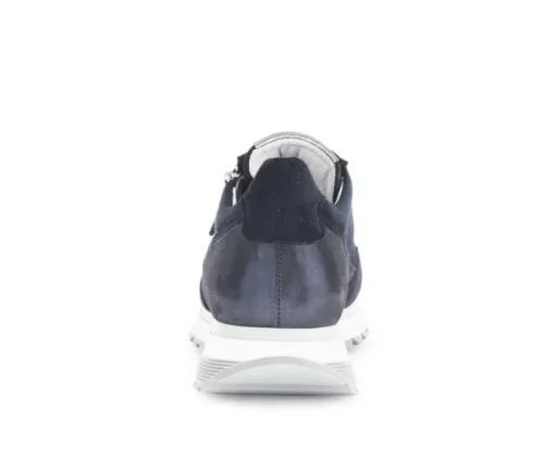 Lage sneaker blauw