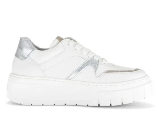 Lage sneaker crème