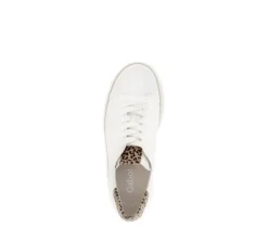 Lage sneaker crème