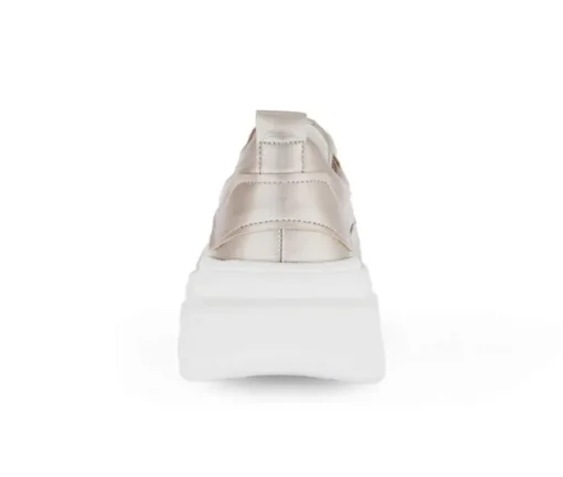 Lage sneaker goud
