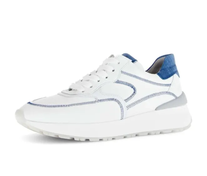Lage sneaker wit