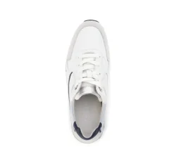 Lage sneaker wit