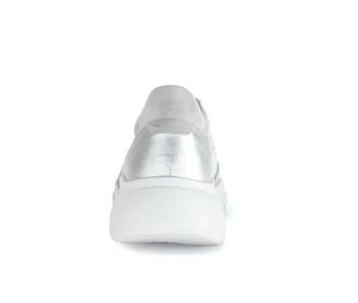 Lage sneaker zilver