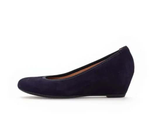 Pump met sleehak blauw