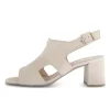 Sandal met riempjes beige