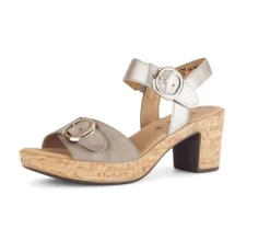 Sandal met riempjes beige
