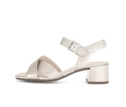 Sandal met riempjes goud