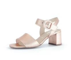 Sandal met riempjes rose