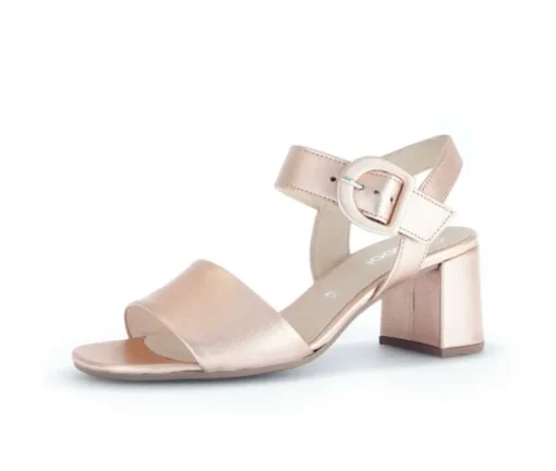 Sandal met riempjes rose