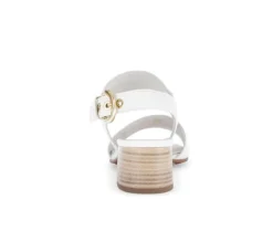 Sandal met riempjes wit