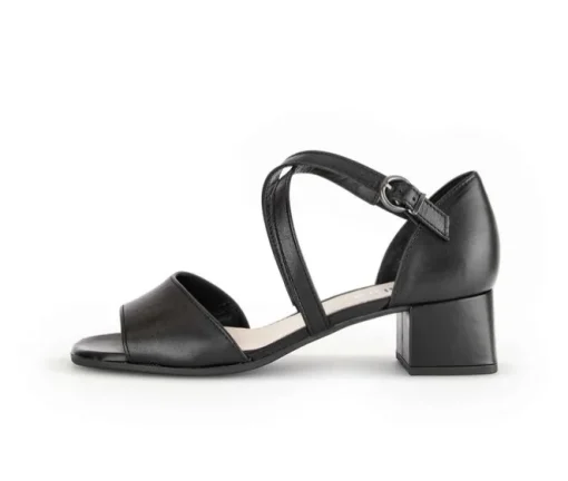 Sandal met riempjes zwart