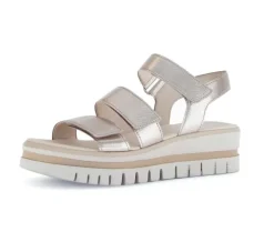 Sandale met plateauzool goud