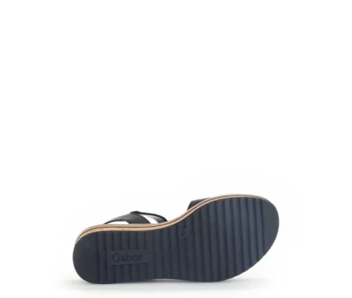 Sandale met plateauzool zwart