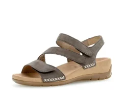 Sandaleno met sleehak grijs
