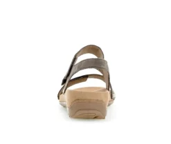 Sandaleno met sleehak grijs