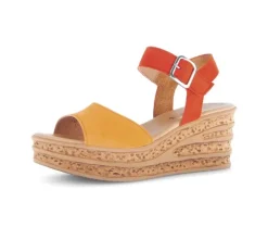 Sandaleno met sleehak oranje