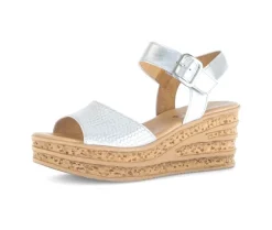 Sandaleno met sleehak zilver