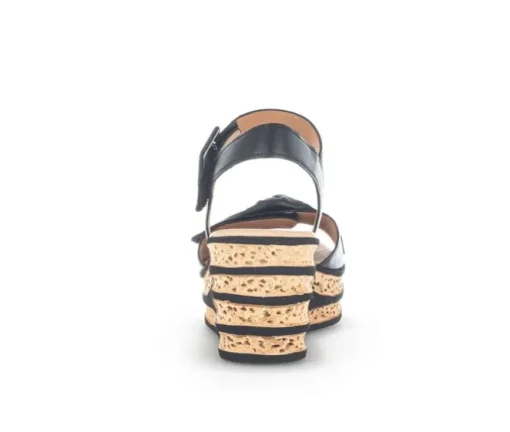 Sandaleno met sleehak zwart