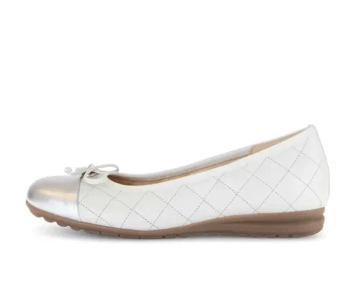 Sportieve ballerina wit